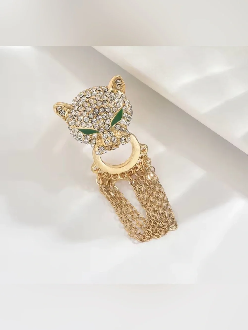 Leopard Head Tassel Ring with Luxurious Inlaid Rhinestones….Green Eyes Decor